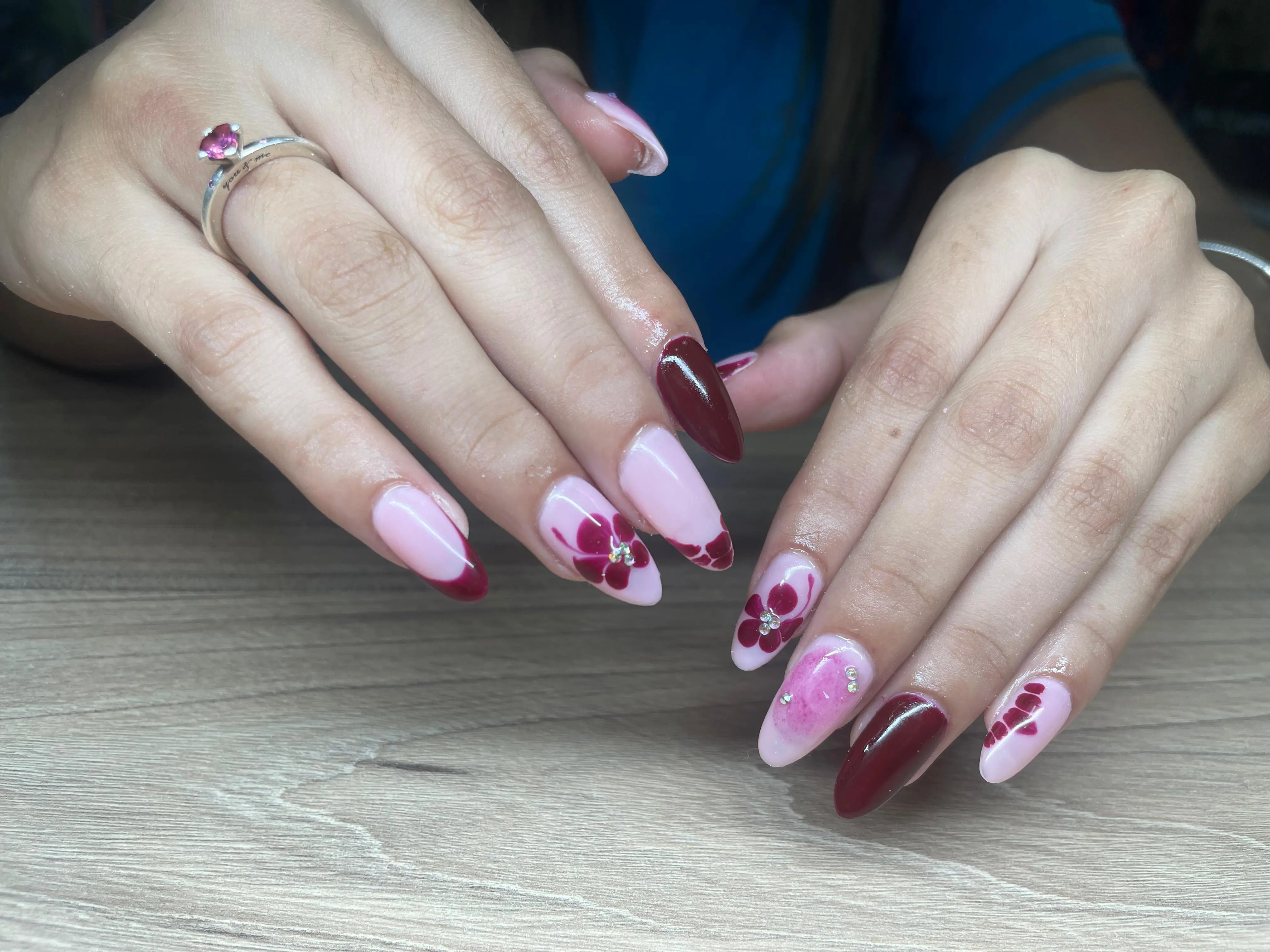 Uñas gel y diseño — SoleMio Nails & Spa